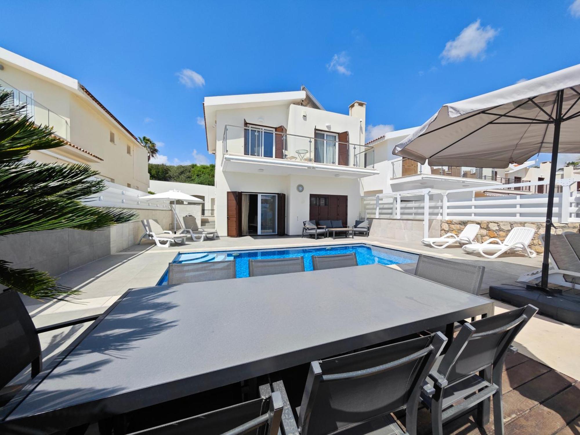 Sunresidence Villa *